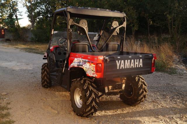 Yamaha Rhino 660. ,  \,   