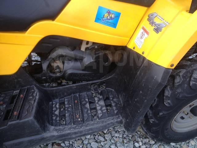 BRP Can-Am Outlander Max 400. ,  \,   