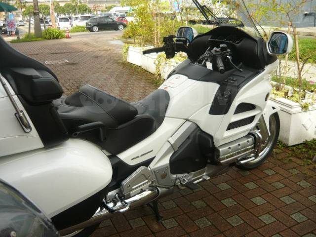 Honda GL 1800. 1 800. ., , ,  .     