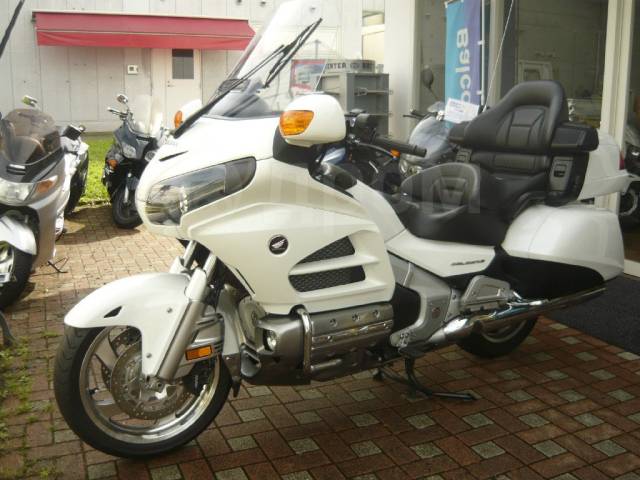 Honda GL 1800. 1 800. ., , ,  .     