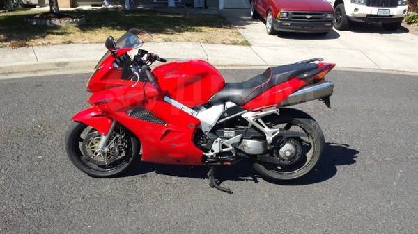 Honda VFR 800. 800. ., , ,  .     