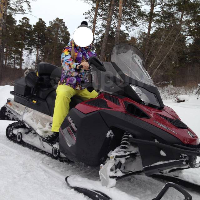 2014 Ski Doo Expedition se 1200