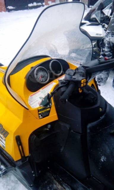 BRP Ski-Doo Skandic SWT V-800. ,  ,   