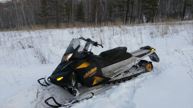 BRP Ski-Doo Summit Everest 600 H.O. E-TEC. ,  ,   