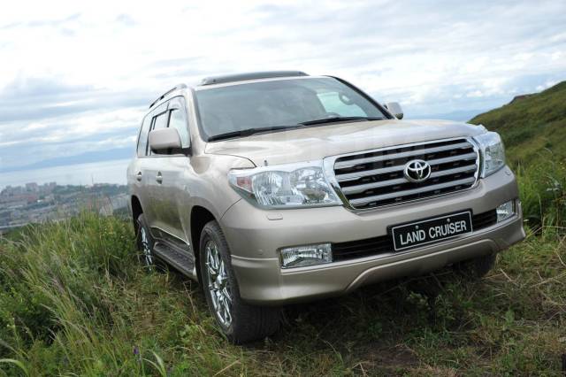 Крузак 2008 года. Тойота ленд крузер. Лэнд крузер дром. Тойота ленд крузер 200 2014 черный. Лэнд крузер дром.