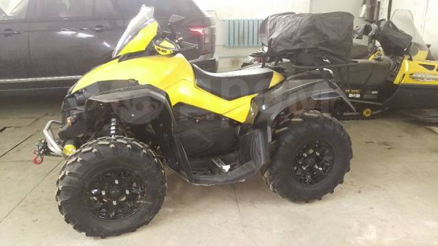 BRP Can-Am Renegade 800. ,  \,   