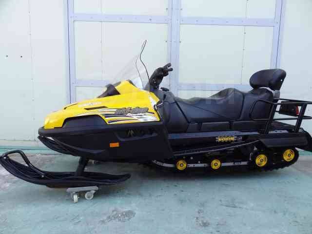 BRP Ski-Doo Skandic SWT V-800. ,  ,   