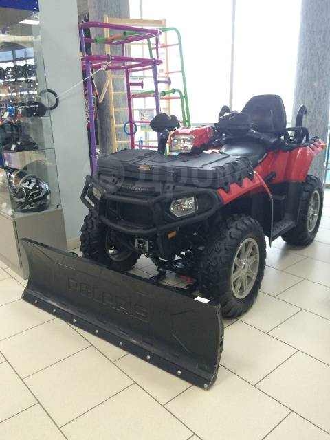 Polaris Sportsman 550. ,  \,   