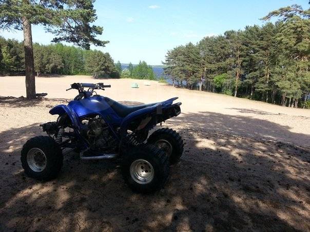 Yamaha Raptor 660. ,  \,   