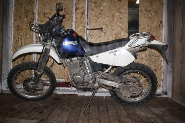 Suzuki Djebel 250. 250. ., , ,   