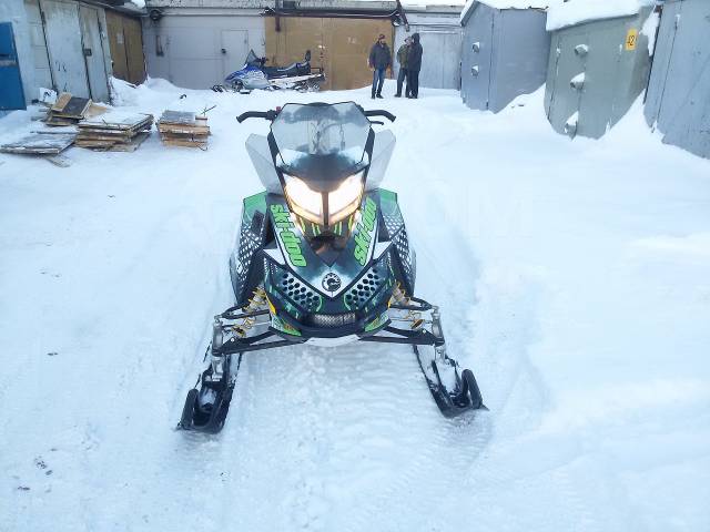 BRP Ski-Doo Summit Everest 600 H.O. E-TEC.  ,   