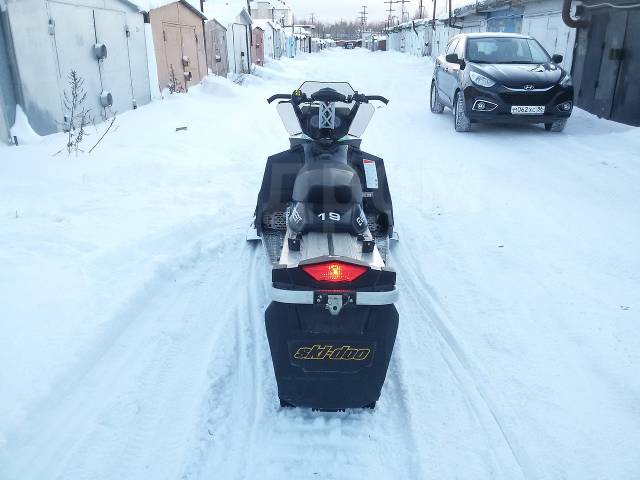 BRP Ski-Doo Summit Everest 600 H.O. E-TEC.  ,   