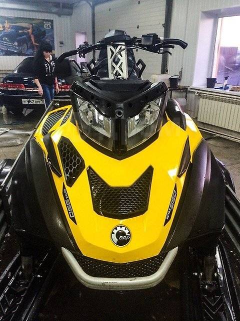 BRP Ski-Doo Skandic WT 550F. ,  ,   