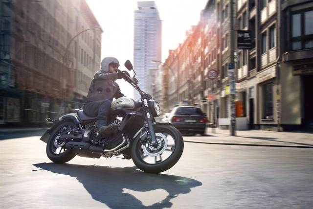 РњРѕС‚РѕС†РёРєР» Kawasaki Vulcan s ABS