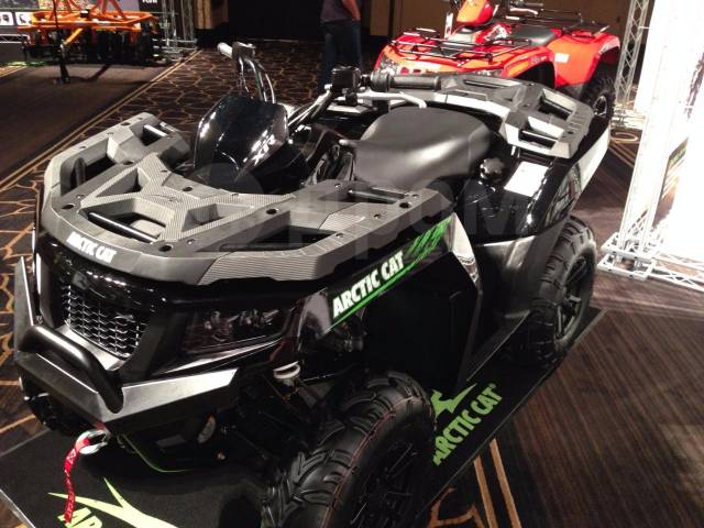 Arctic Cat 700. ,  \,  .     