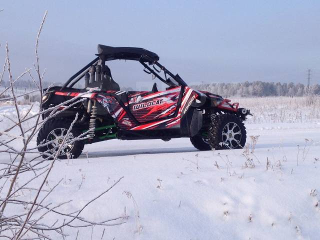 Arctic Cat. ,  \,   