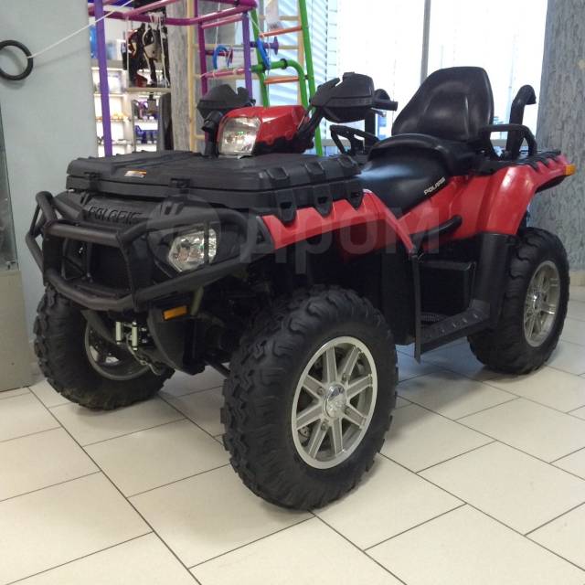 Polaris Sportsman Touring 550. ,  \,   