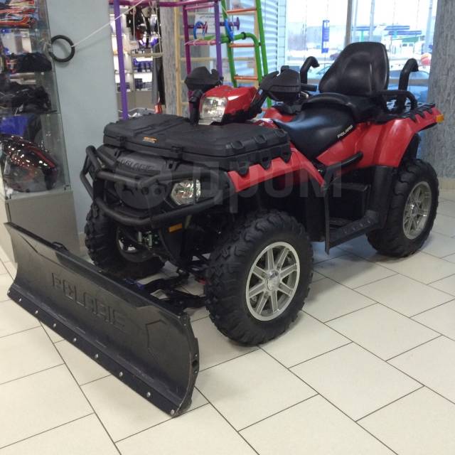 Polaris Sportsman Touring 550. ,  \,   