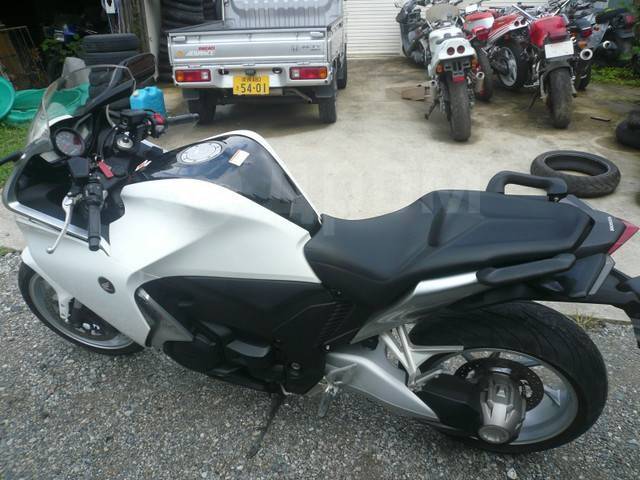 Honda VFR 1200F. 1 200. ., , ,  .     