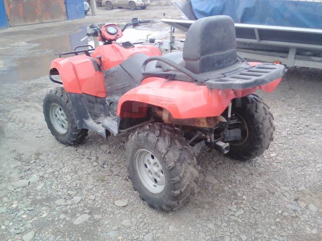 Arctic Cat 700. ,  \,   