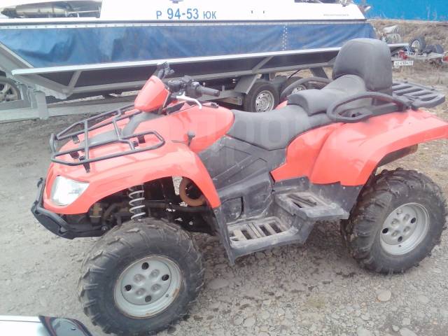 Arctic Cat 700. ,  \,   