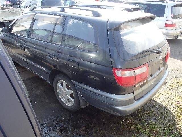 Toyota caldina st195g