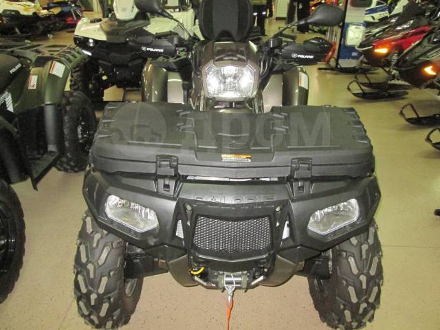 Polaris Sportsman Touring. ,  \,   