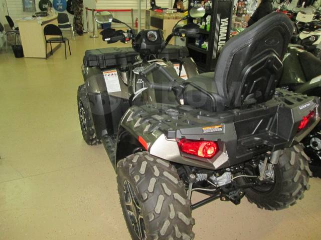 Polaris Sportsman Touring. ,  \,   