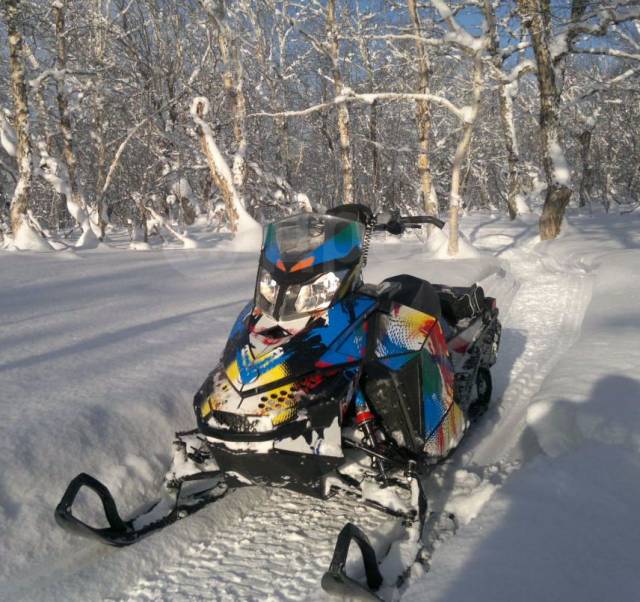 BRP Ski-Doo Summit. ,  ,   