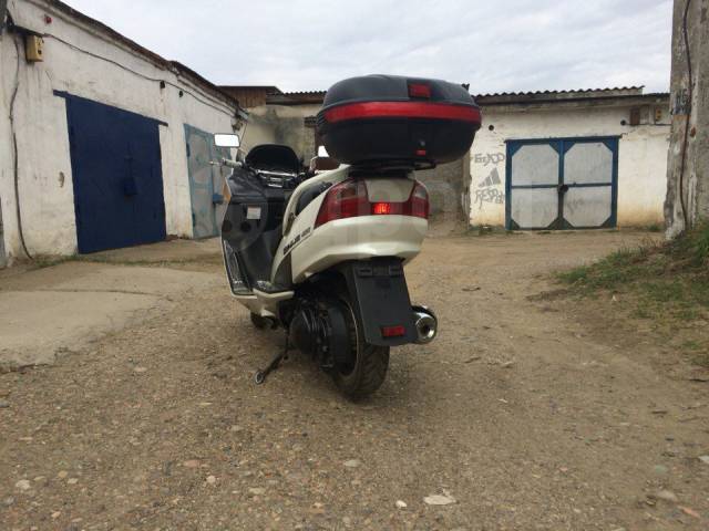 Suzuki Skywave 400. ,   