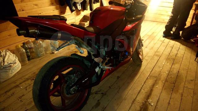 Yamaha R1. 1 000. ., , ,   