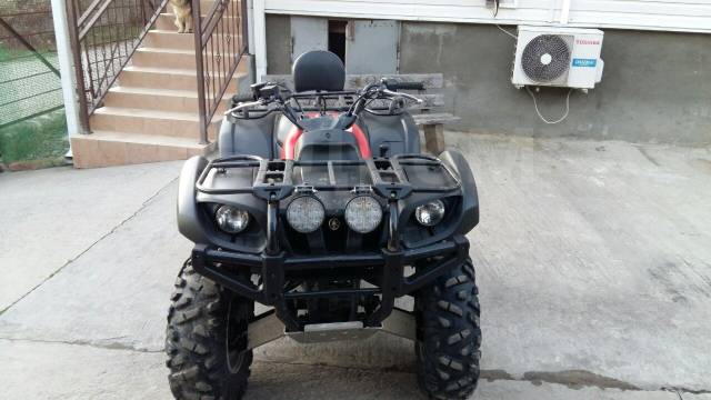 Yamaha Grizzly 660. ,  \,   