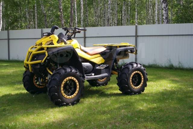 BRP Can-Am Outlander Max 800. ,  \,   