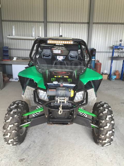 Arctic Cat. ,  \,   