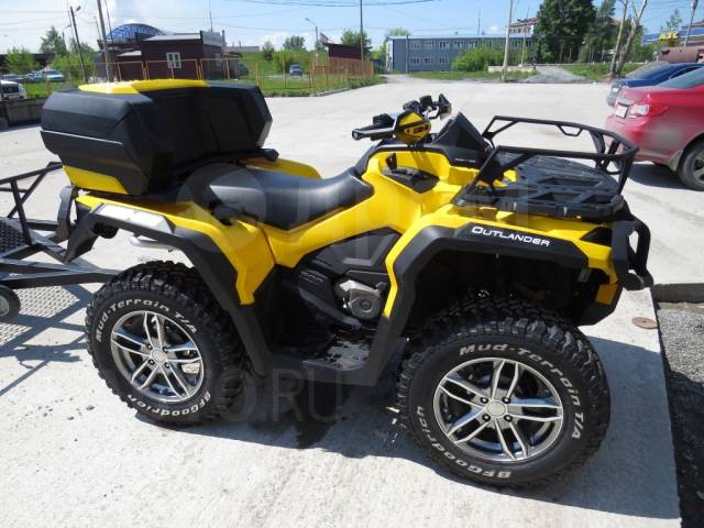 BRP Can-Am Outlander 500. ,  \,   