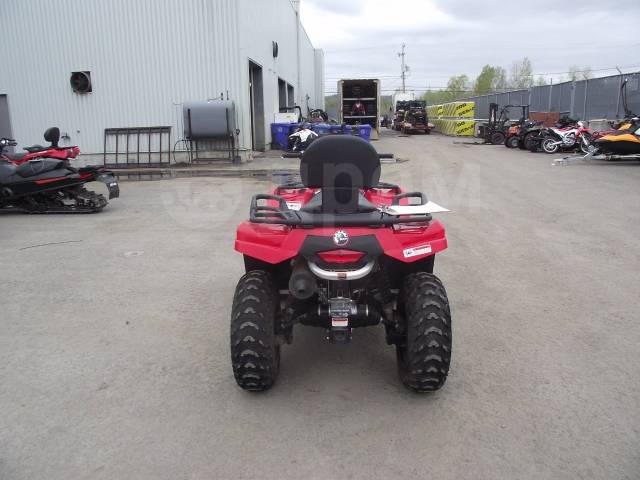 BRP Can-Am Outlander Max 400. ,  \,   