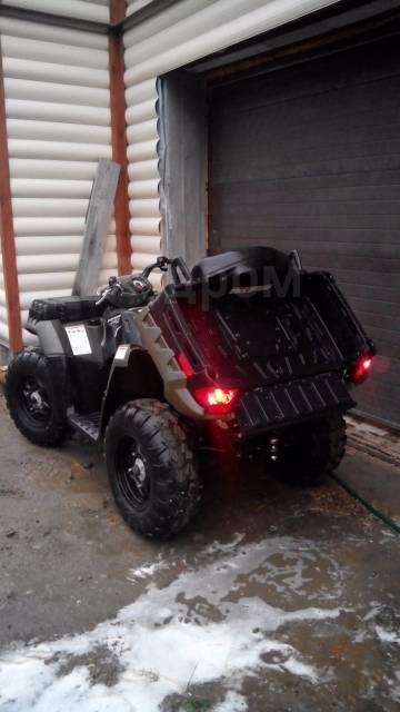 Polaris Sportsman X2 550. ,  \,   