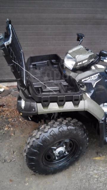 Polaris Sportsman X2 550. ,  \,   