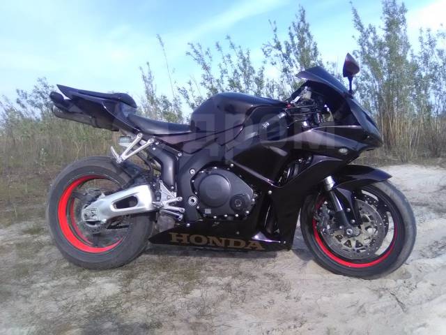 Honda CBR 1000. 1 000. ., , ,   