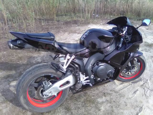 Honda CBR 1000. 1 000. ., , ,   