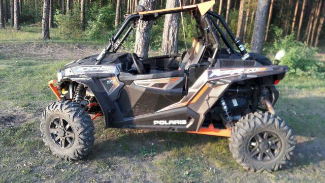 Polaris Ranger RZR 800. ,  \,   