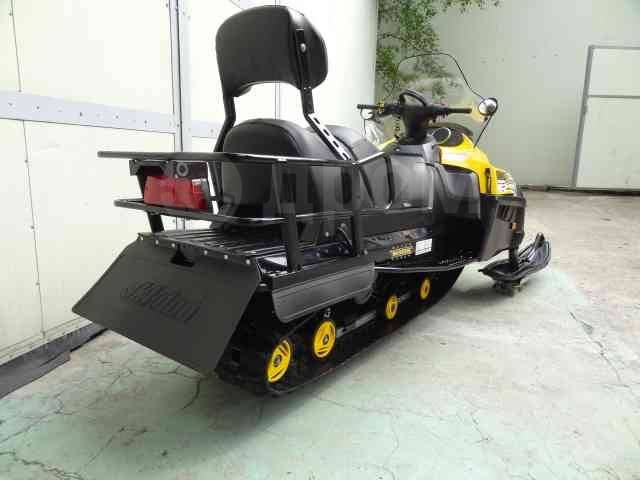 BRP Ski-Doo Skandic SWT V-800. ,  ,   