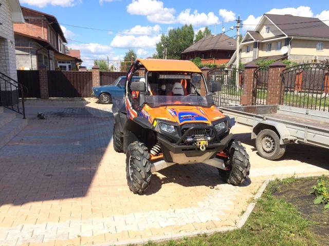 Polaris Ranger RZR XP 900. ,  \,   