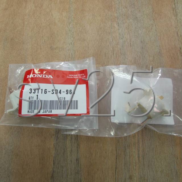 Купить Патрон лампы H1, 33116-SD4-961 33116-SD4-961 во Владивостоке по ...