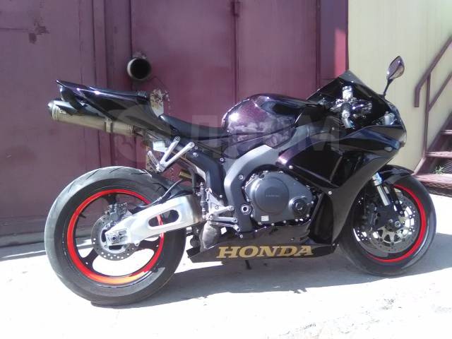 Honda CBR 1000RR. 1 000. ., , ,   