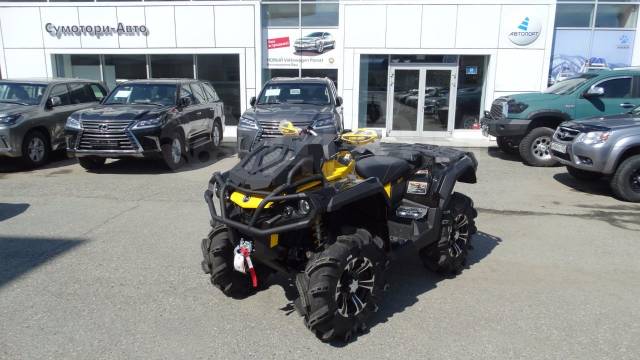 BRP Can-Am Outlander 1000. ,  \,   