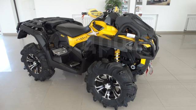 BRP Can-Am Outlander 1000. ,  \,   