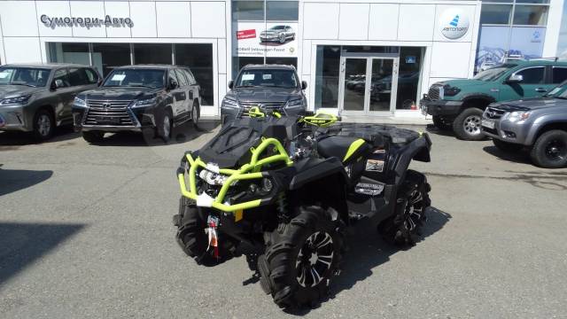 BRP Can-Am Outlander 1000. ,  \,   