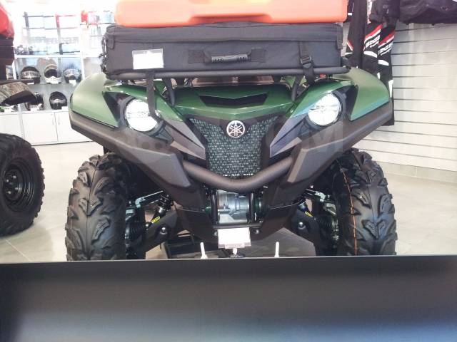 Yamaha Grizzly 700. ,  \,   