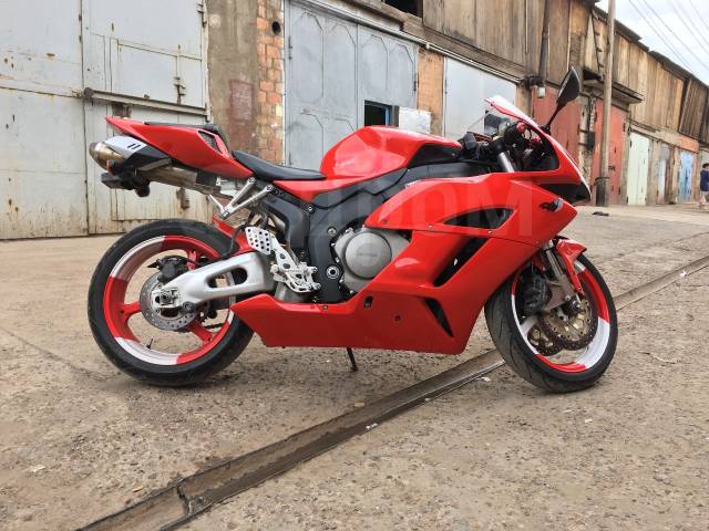 Honda CBR 1000RR Fireblade. 998. ., , ,   